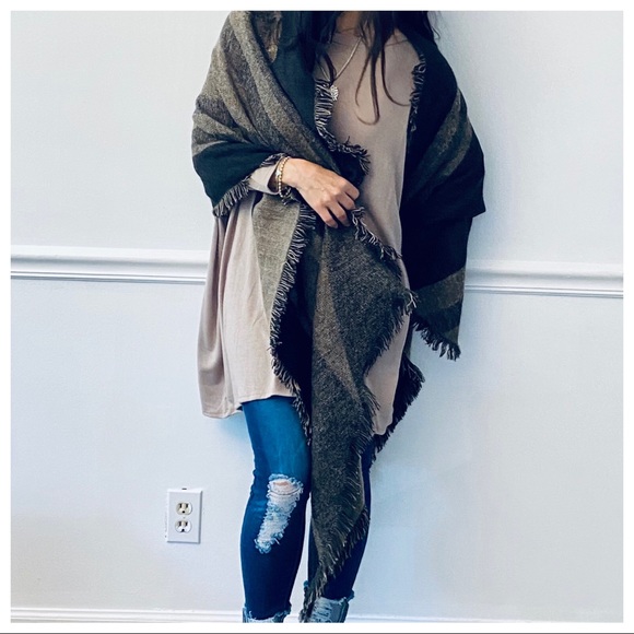 Gorgeous Cashmere blanket scarf shawl - Picture 6 of 7